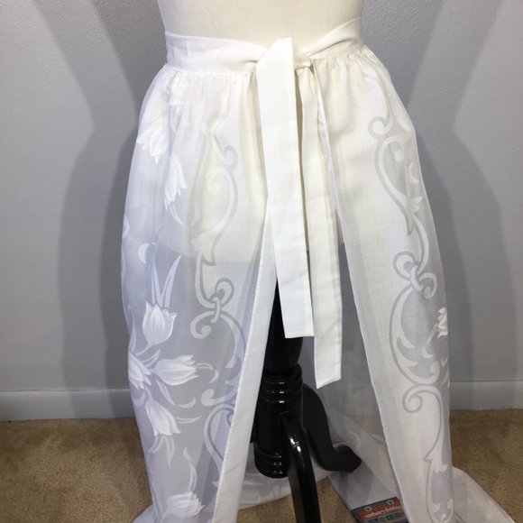 Vintage Long White Apron, Makylene Fabric Made in Spain, Cottagecore Pinafore - Picture 13 of 14